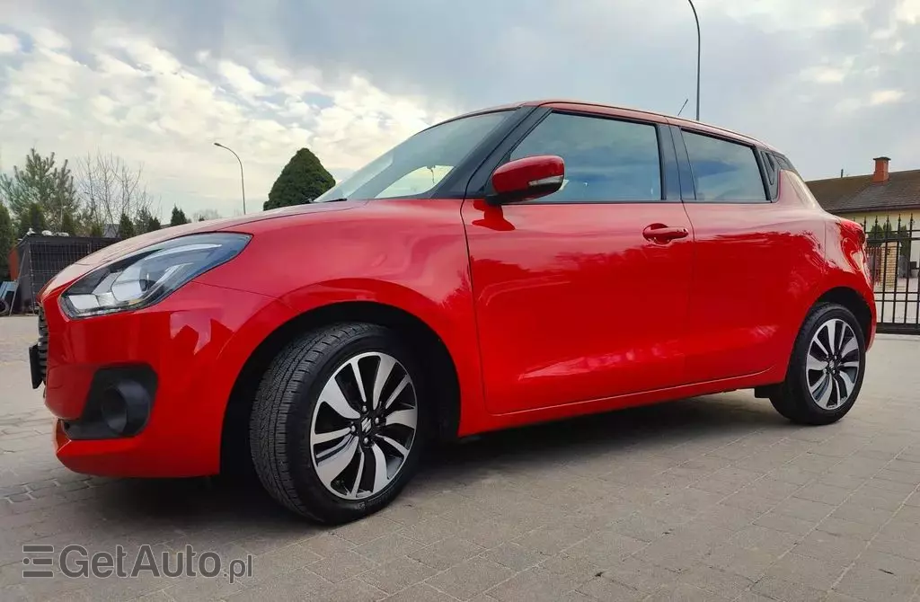 SUZUKI Swift 