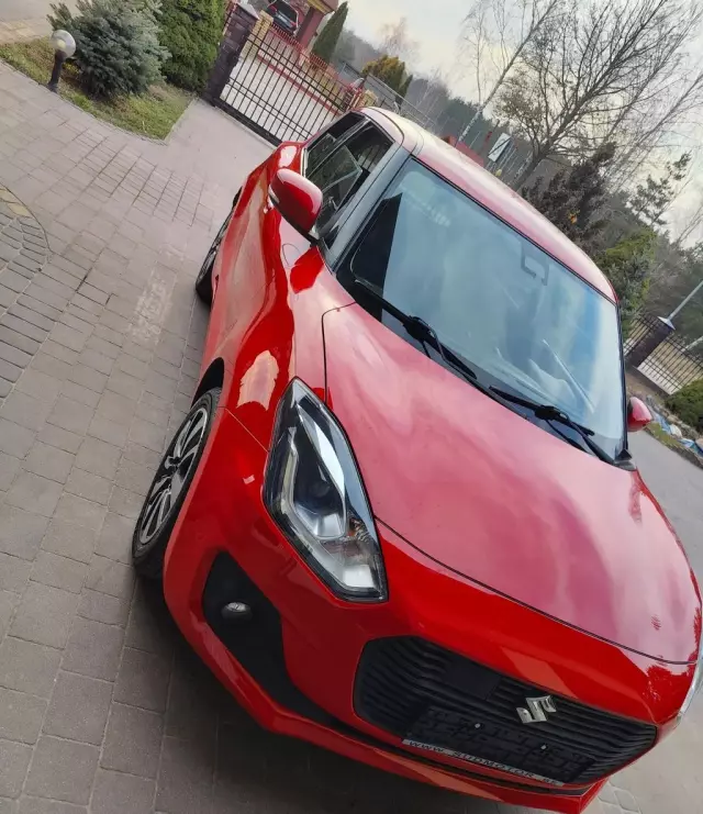 SUZUKI Swift 