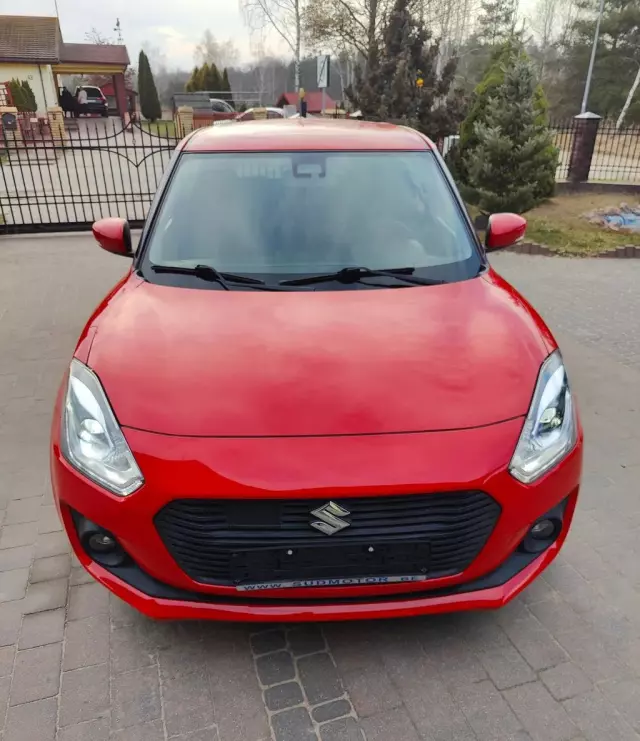 SUZUKI Swift 