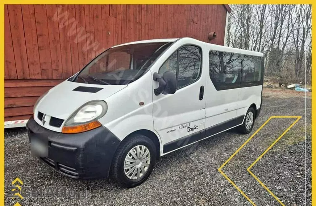 RENAULT Trafic 
