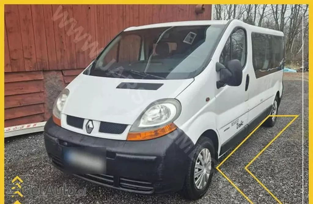 RENAULT Trafic 