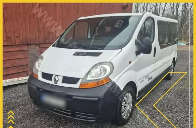 RENAULT Trafic 