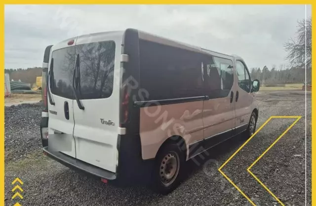 RENAULT Trafic 