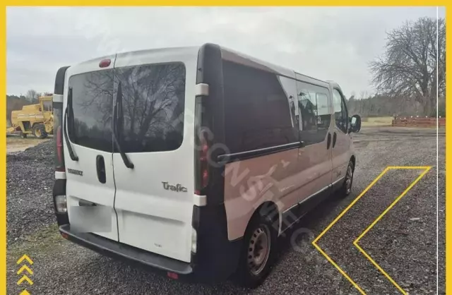 RENAULT Trafic 