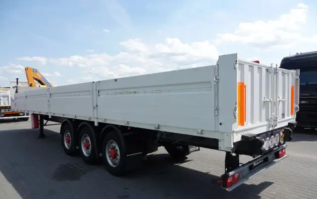 SAMRO NACZEPA BURTOWA  / + HDS EFFER 95-3S - WYSÓW : 9 METRÓW / SPROWADZONA 