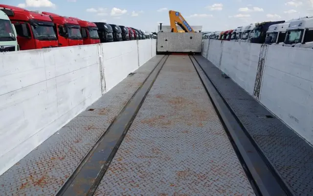 SAMRO NACZEPA BURTOWA  / + HDS EFFER 95-3S - WYSÓW : 9 METRÓW / SPROWADZONA 