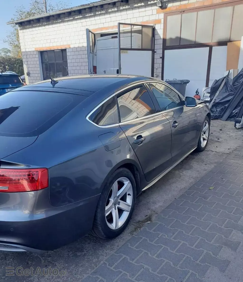 AUDI A5 