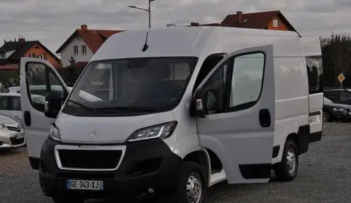 PEUGEOT Boxer 