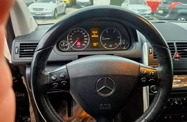 MERCEDES-BENZ Klasa A 