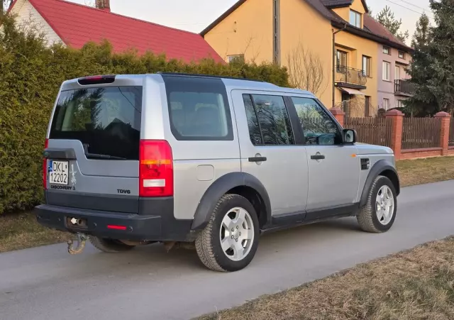 LAND ROVER Discovery 