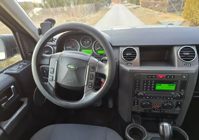 LAND ROVER Discovery 