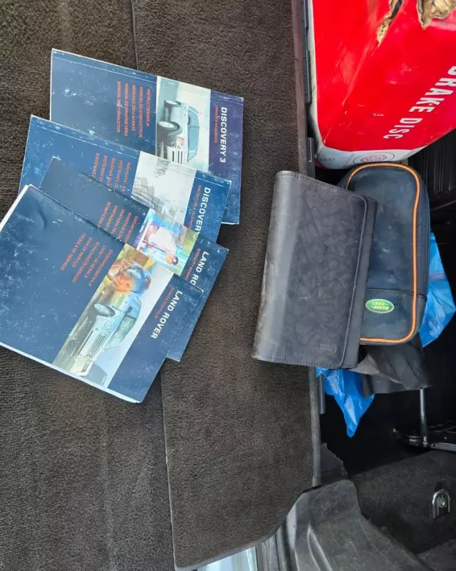 LAND ROVER Discovery 