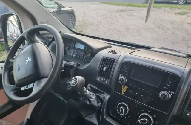 PEUGEOT Boxer 