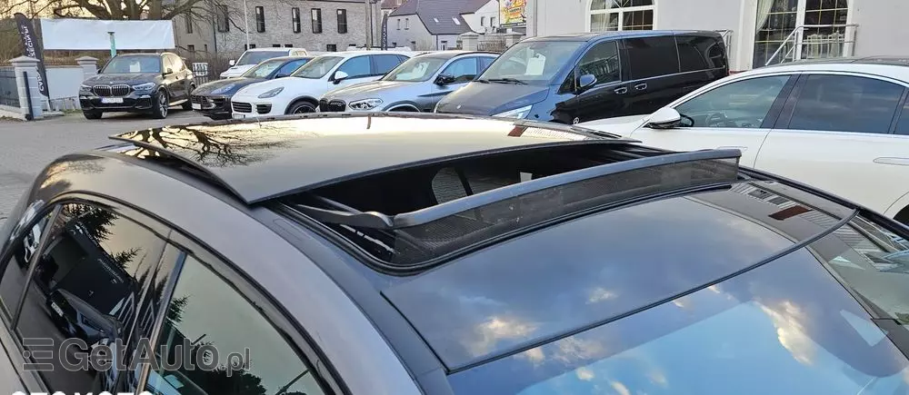 MERCEDES-BENZ Klasa A 200 AMG Line