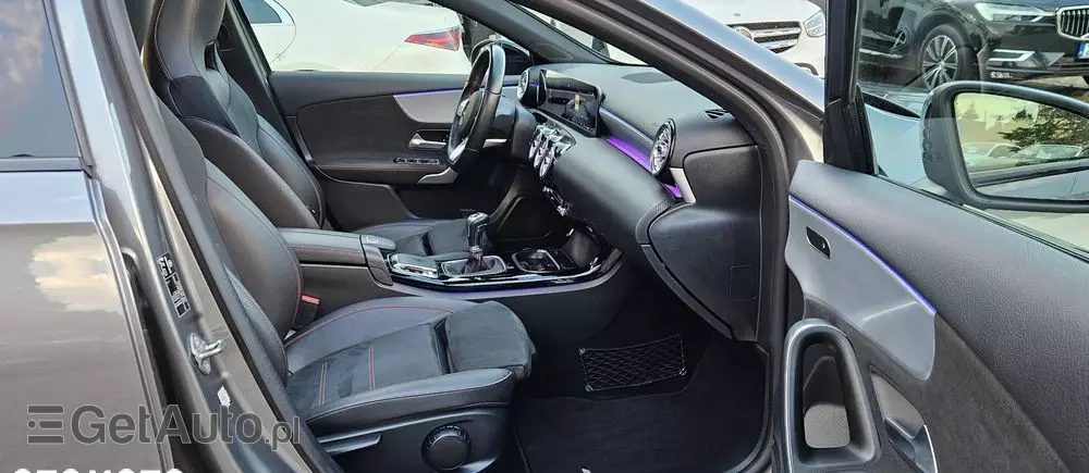 MERCEDES-BENZ Klasa A 200 AMG Line