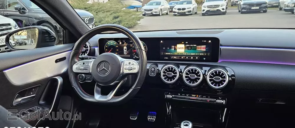 MERCEDES-BENZ Klasa A 200 AMG Line