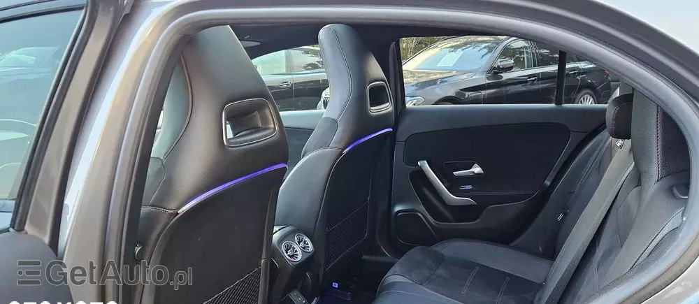 MERCEDES-BENZ Klasa A 200 AMG Line