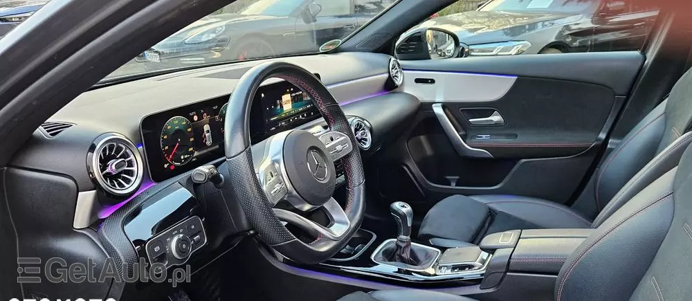MERCEDES-BENZ Klasa A 200 AMG Line
