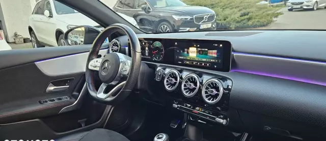 MERCEDES-BENZ Klasa A 200 AMG Line