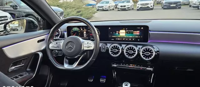 MERCEDES-BENZ Klasa A 200 AMG Line