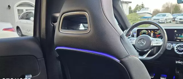 MERCEDES-BENZ Klasa A 200 AMG Line