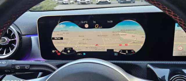 MERCEDES-BENZ Klasa A 200 AMG Line