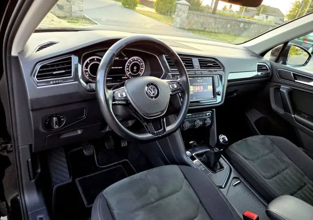 VOLKSWAGEN Tiguan 2.0 TDI SCR (BlueMotion Technology) Highline