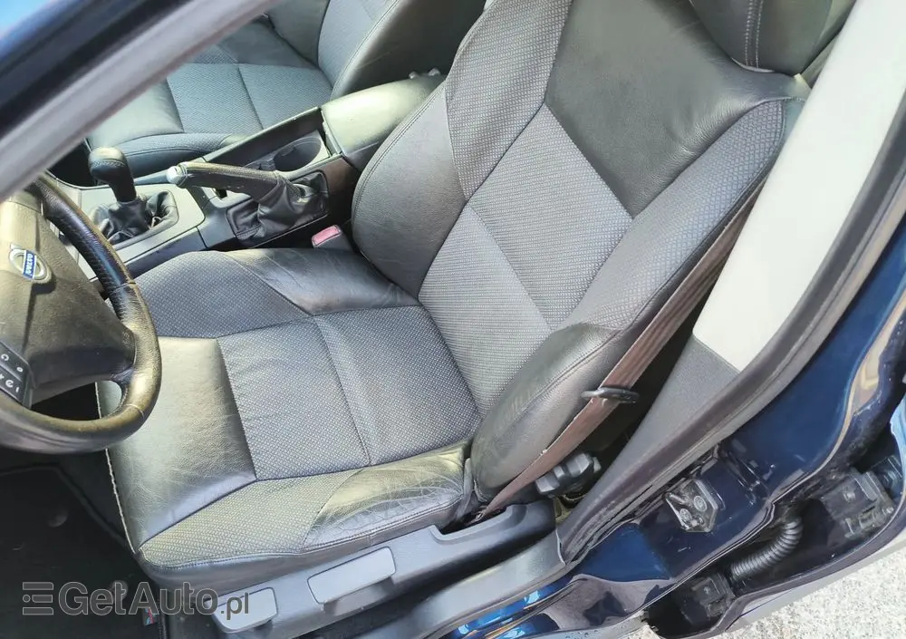 VOLVO S60 2.4 Edition