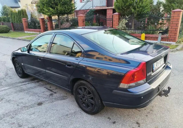 VOLVO S60 2.4 Edition
