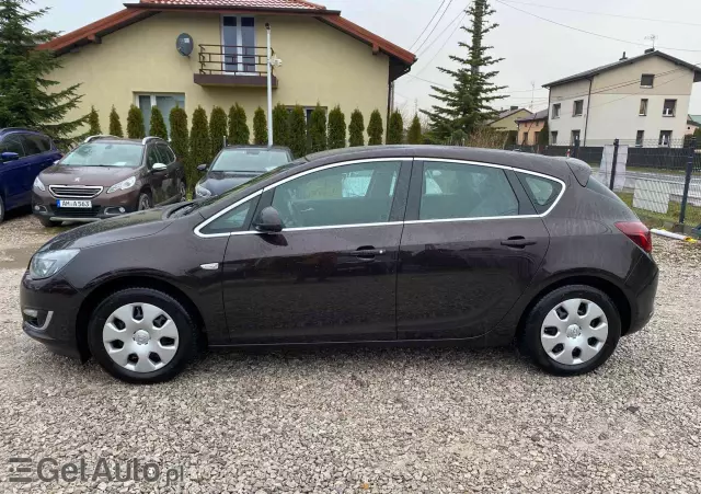 OPEL Astra 1.4 Turbo Exklusiv