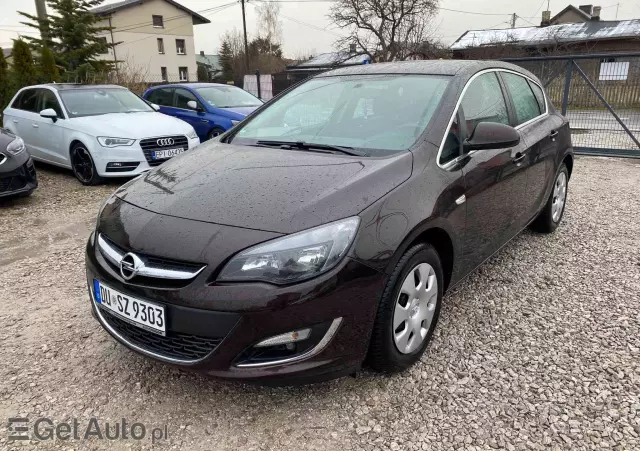 OPEL Astra 1.4 Turbo Exklusiv