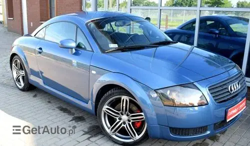 AUDI TT 
