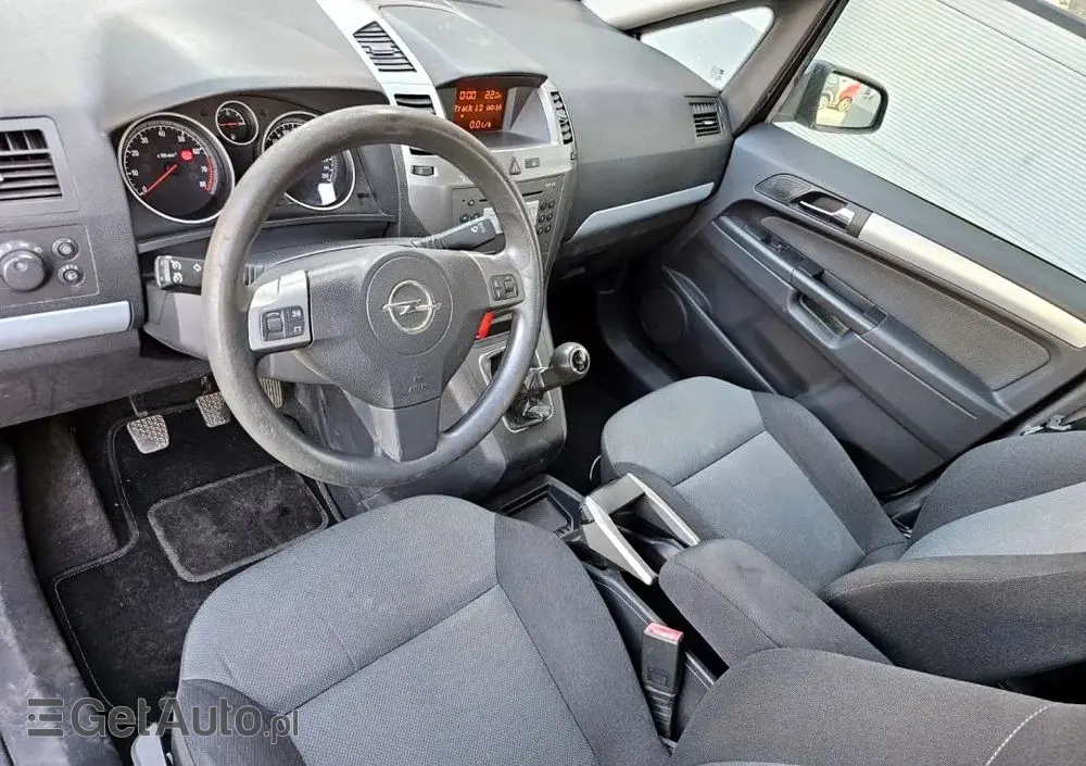 OPEL Zafira 1.8 Cosmo