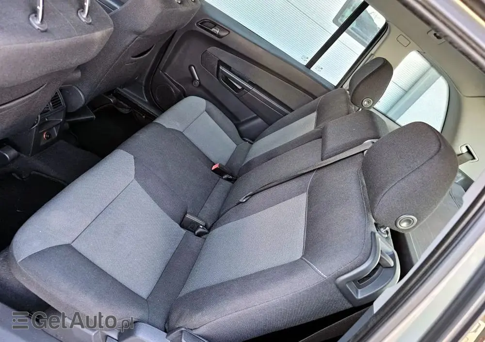 OPEL Zafira 1.8 Cosmo