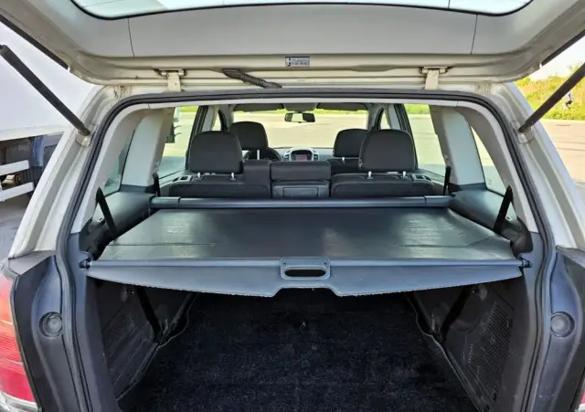 OPEL Zafira 1.8 Cosmo