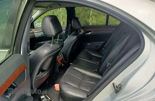 MERCEDES-BENZ S 