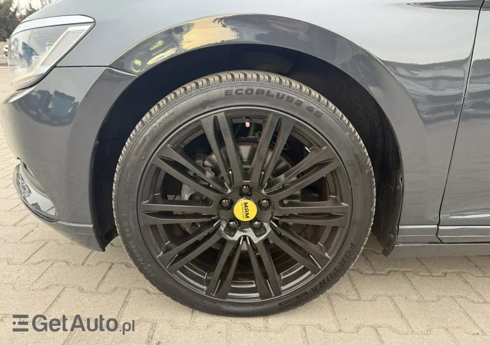 VOLKSWAGEN Passat 1.6 TDI SCR DSG Comfortline
