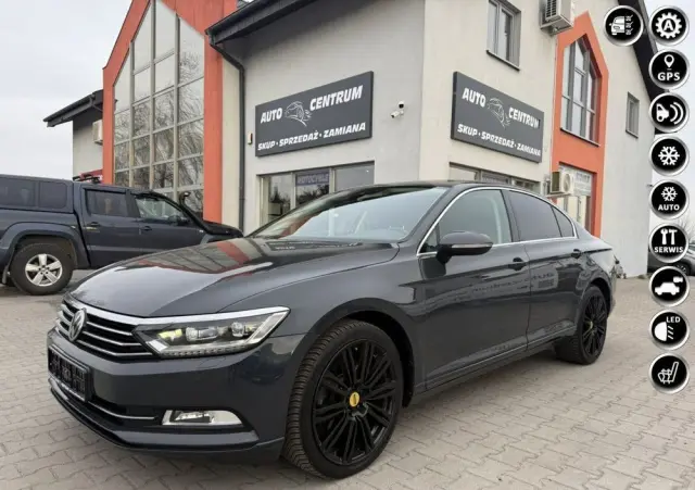 VOLKSWAGEN Passat 1.6 TDI SCR DSG Comfortline