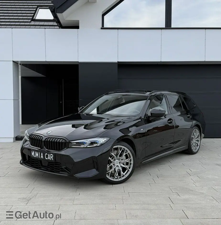 BMW Seria 3 330i xDrive M Sport sport