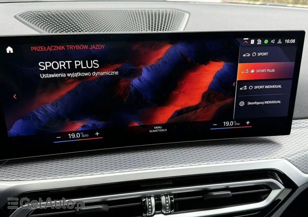 BMW Seria 3 330i xDrive M Sport sport