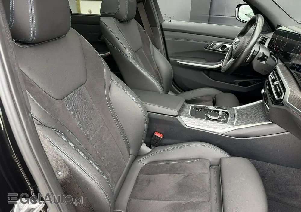 BMW Seria 3 330i xDrive M Sport sport