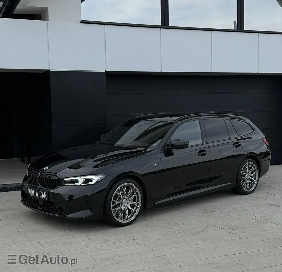 BMW Seria 3 330i xDrive M Sport sport