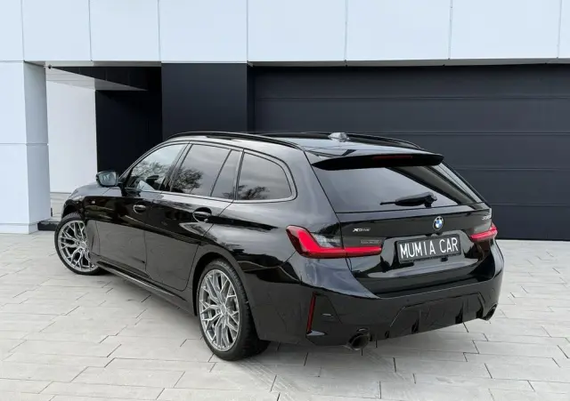 BMW Seria 3 330i xDrive M Sport sport