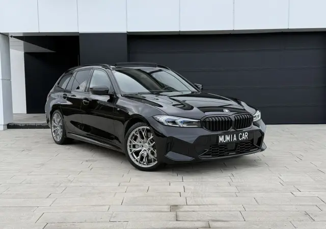 BMW Seria 3 330i xDrive M Sport sport