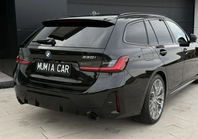 BMW Seria 3 330i xDrive M Sport sport