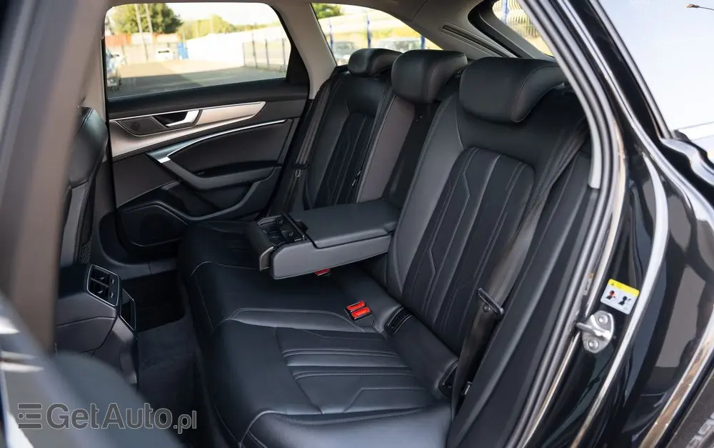 AUDI A6 Avant 40 TDI S tronic sport