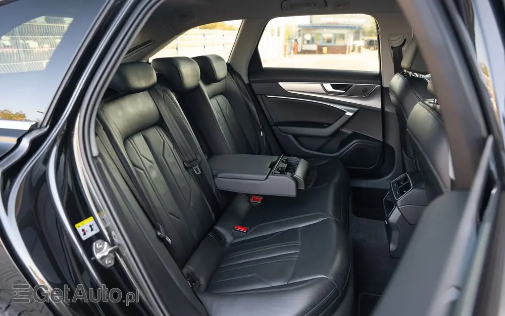 AUDI A6 Avant 40 TDI S tronic sport