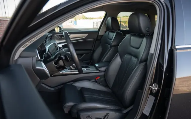 AUDI A6 Avant 40 TDI S tronic sport