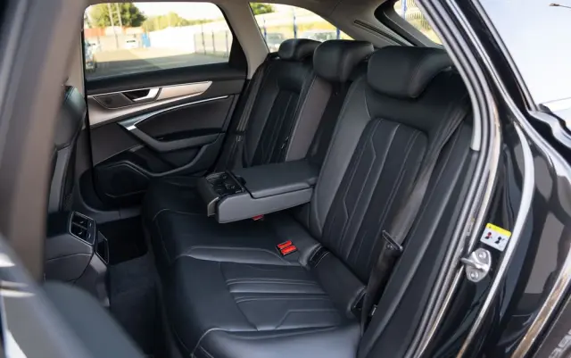 AUDI A6 Avant 40 TDI S tronic sport