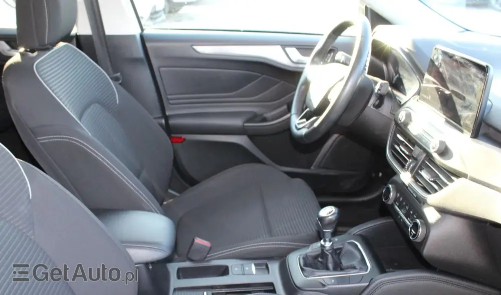 FORD Focus 1.0 EcoBoost Titanium